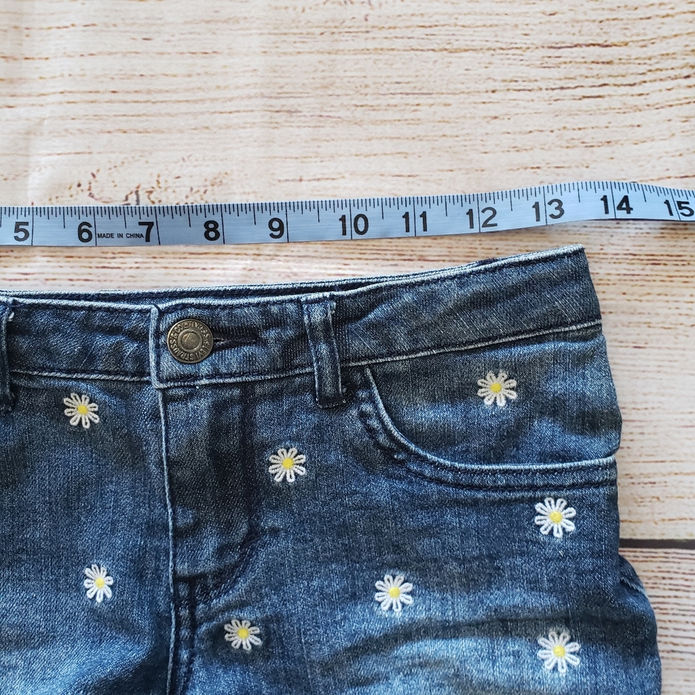 Levi's Strauss Shorty Short Daisy Blue Jeans 14 - Picture 5 of 9